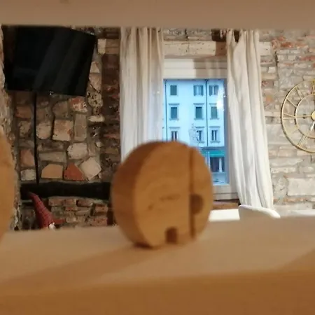 L'angolo Di Filippo I Piano Apartmán *