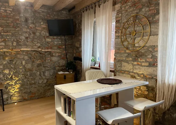 L'angolo Di Filippo I Piano Apartment